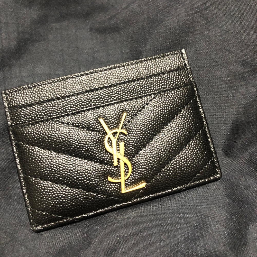 CASSANDRE SAINT LAURENT MATELASSÉ CARD CASE IN GRAIN DE POUDRE EMBOSSED LEATHER